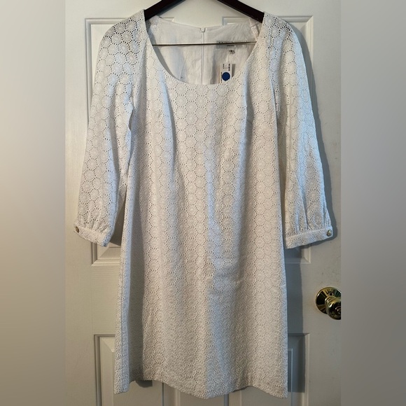 TRINA TURK Sz 6 NWT RARE! White Eyelet Lace Lined Sheath Dress 3/4 Button Sleeve - Picture 1 of 12